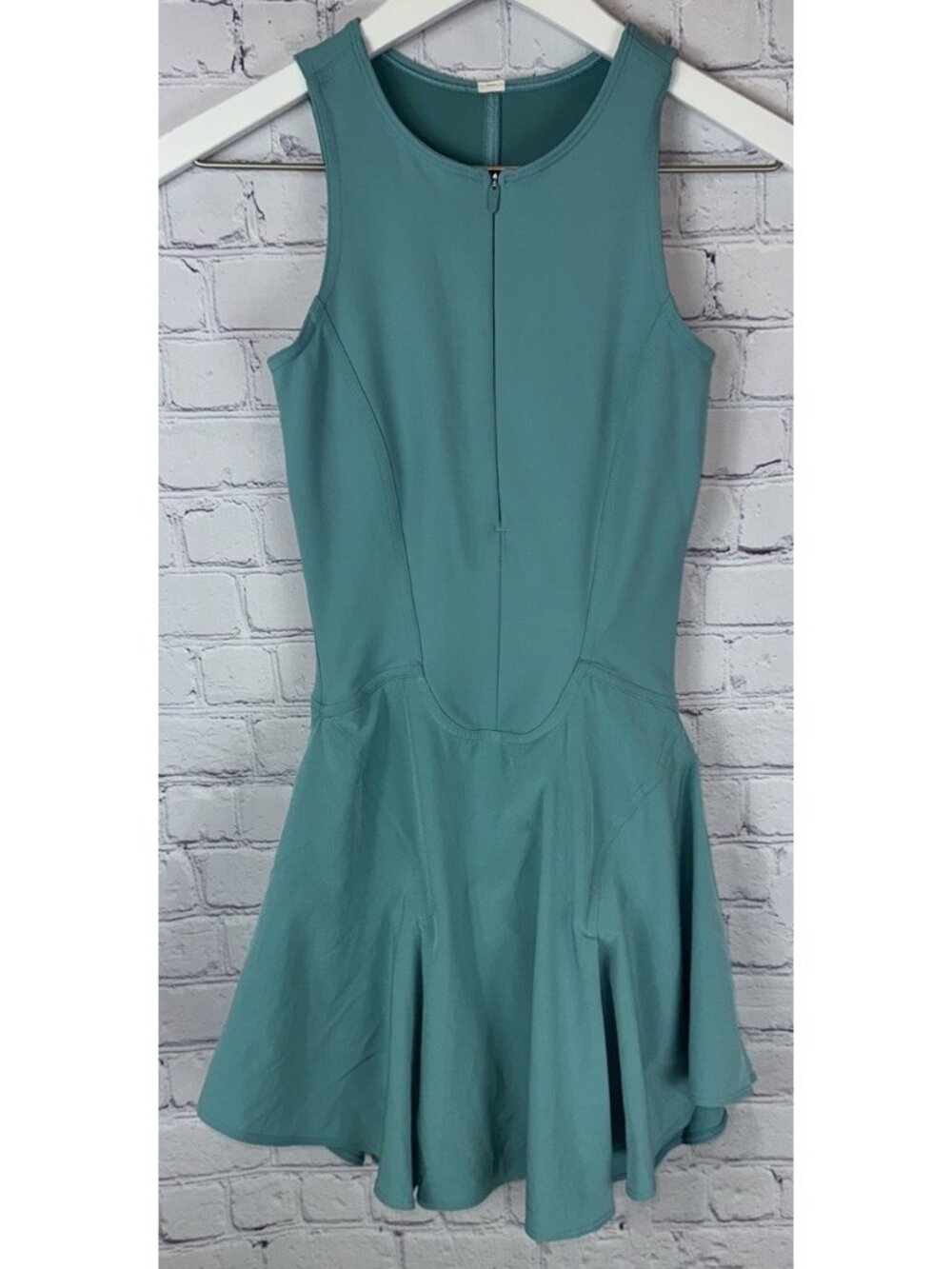 LULULEMON Everlux Dress Women's Sz 0 Teal Blue Short Lined Tennis Tank Open Back